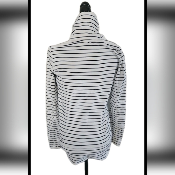 Lululemon Womens Blue And White Long Lenth High Neck Striped Stride Jacket 6 - Picture 6 of 15